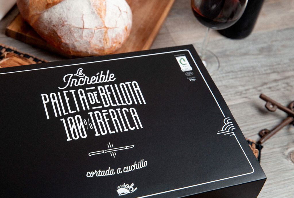 Paleta de bellota 100% ibérica. Cortada a cuchillo.