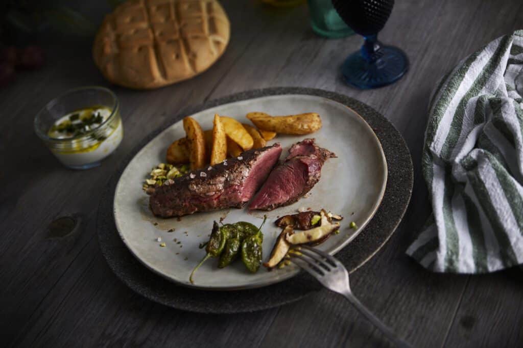 Carne fresca 100% Ibérica de Bellota 100 cerdoh estudio hi 5