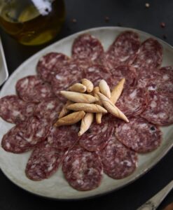 La pimienta negra es clave para elaborar el salchichón ibérico